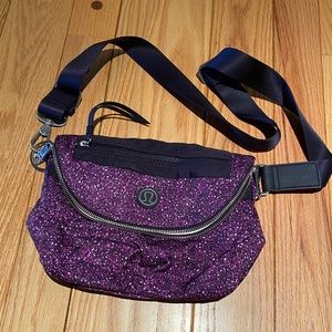 Lululemon festival bag
